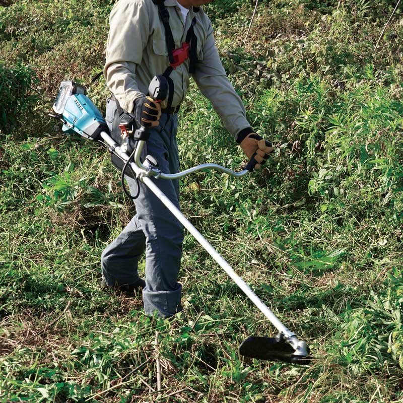 Brush Cutter in Thick Vegetation